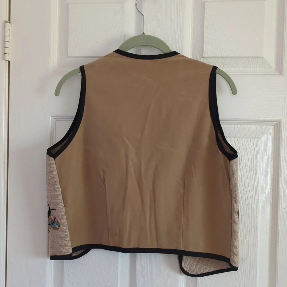 Vintage Floral Needlepoint Vest - Picture 4 of 9